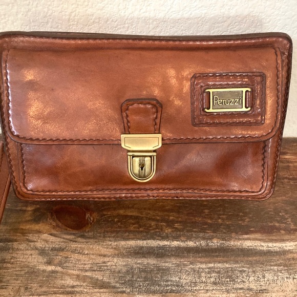 Vintage Peruzzi leather clutch. 9.5”x6” - Picture 2 of 7